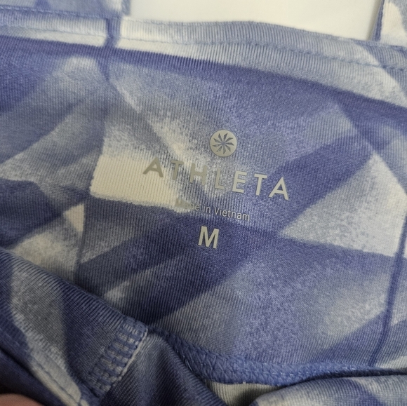 Athleta Geometric Pattern Cropped Leggings! - Picture 2 of 6